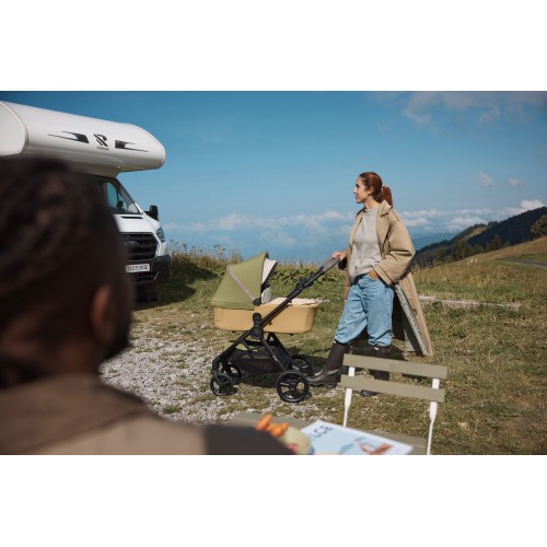 Детская коляска Anex IQ 3 в 1 Hugg